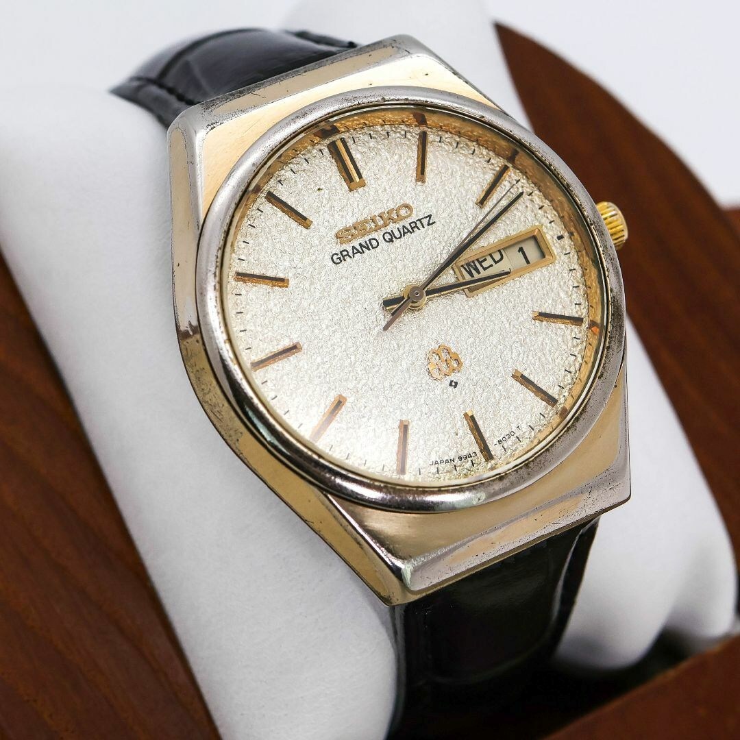 稼働 SEIKO GRAND QUARTZ 腕時計 デイデイト 新品電池1462