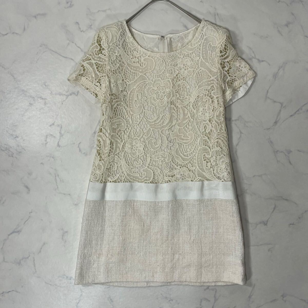 DUAL VIEW デュアルヴュー 日本製 切替 異素材 裏地付き 花柄 レース ジップ クルーネック 肩パット 半袖 ひざ丈 ワンピース ホワイト 40_画像1