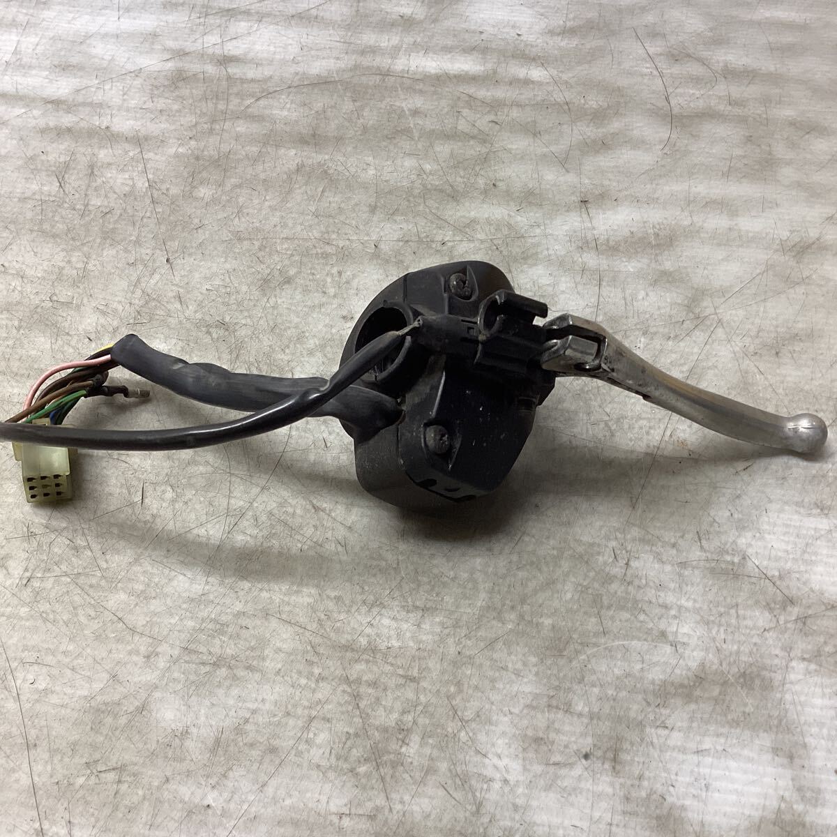 E22-21 ヤマハ ジョグ ポシェ 3KJ ハンドル スイッチ 左 動作確認済み 純正部品_画像6