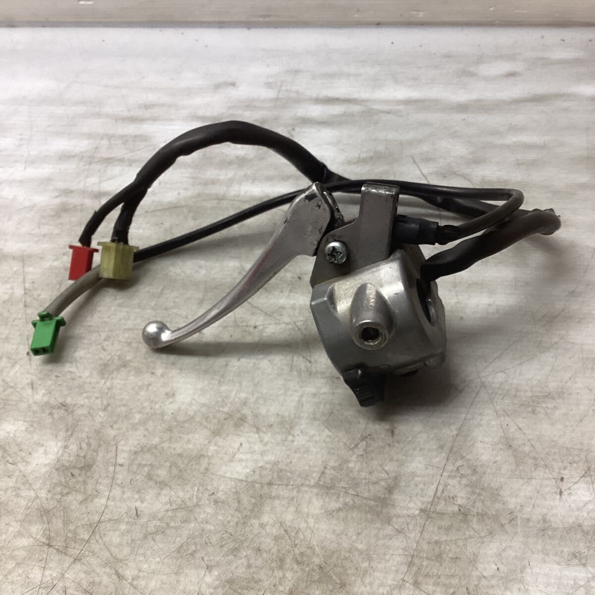 E36-23 ヤマハ ビーノ SA10J ハンドルスイッチ 右 動作確認済み 純正部品_画像6