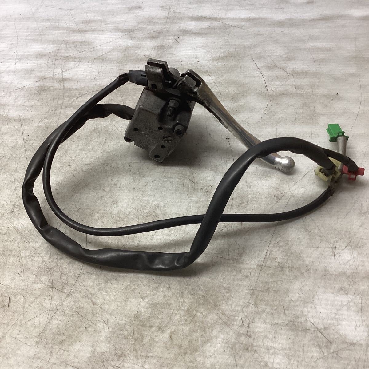 E36-23 ヤマハ ビーノ SA10J ハンドルスイッチ 右 動作確認済み 純正部品_画像7