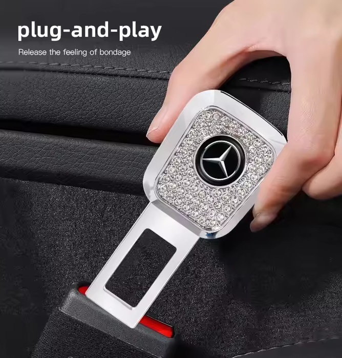 2 шт. комплект бесплатная доставка Mercedes Benz ремень безопасности удлинение пряжка стразы эмблема W245W246W204W221W166W176W203W245W246AMGw463