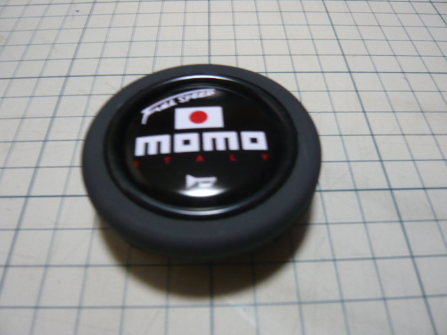 ●送料無料●MOMO　FULL　SPEED　ブラック●ホーンボタン●未使用　新品●