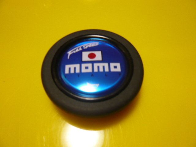 ●送料無料●MOMO　FULL　SPEED　ブルー●ホーンボタン●未使用　新品●
