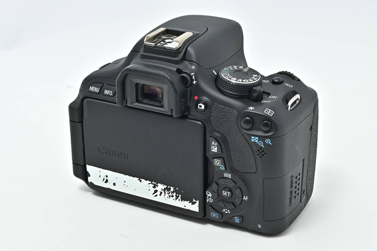1F-084 Canon キヤノン EOS Kiss X5 + EF-S 18-55mm f/3.5-5.6 1F-084 Canon キヤノン EOS Kiss X5 + EF-S 18-55mm f/3.5-5.6
