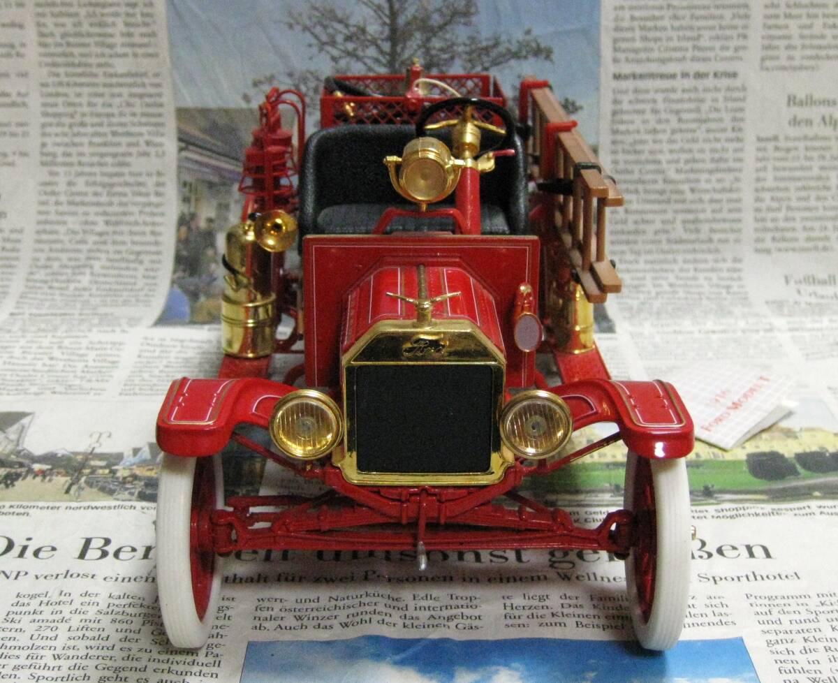 ★激レア絶版*フランクリンミント*1/16*1916 Ford Model T Fire Engine レッド*消防車