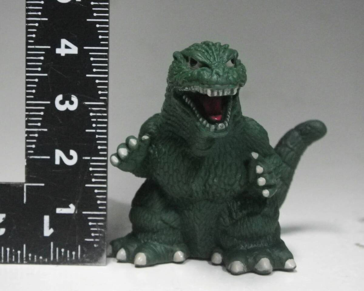 Amazon.co.jp: ゴジラ総進撃 ソフビ 指人形 全19種セット : おもちゃ