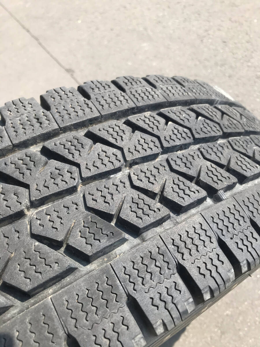 【M】 中古 205/80R17.5  W979  ブリヂストン スタッドレス  2023年製  6本セット  _画像4