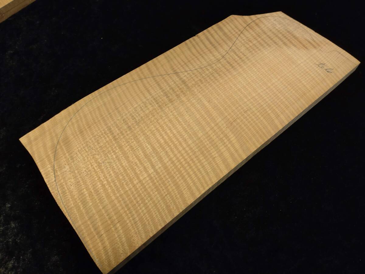 マスターグレード フレイムメイプル エレキギタートップ材 希少レア フレイムメイプル6A 極厚エレキギタートップ材 キルト