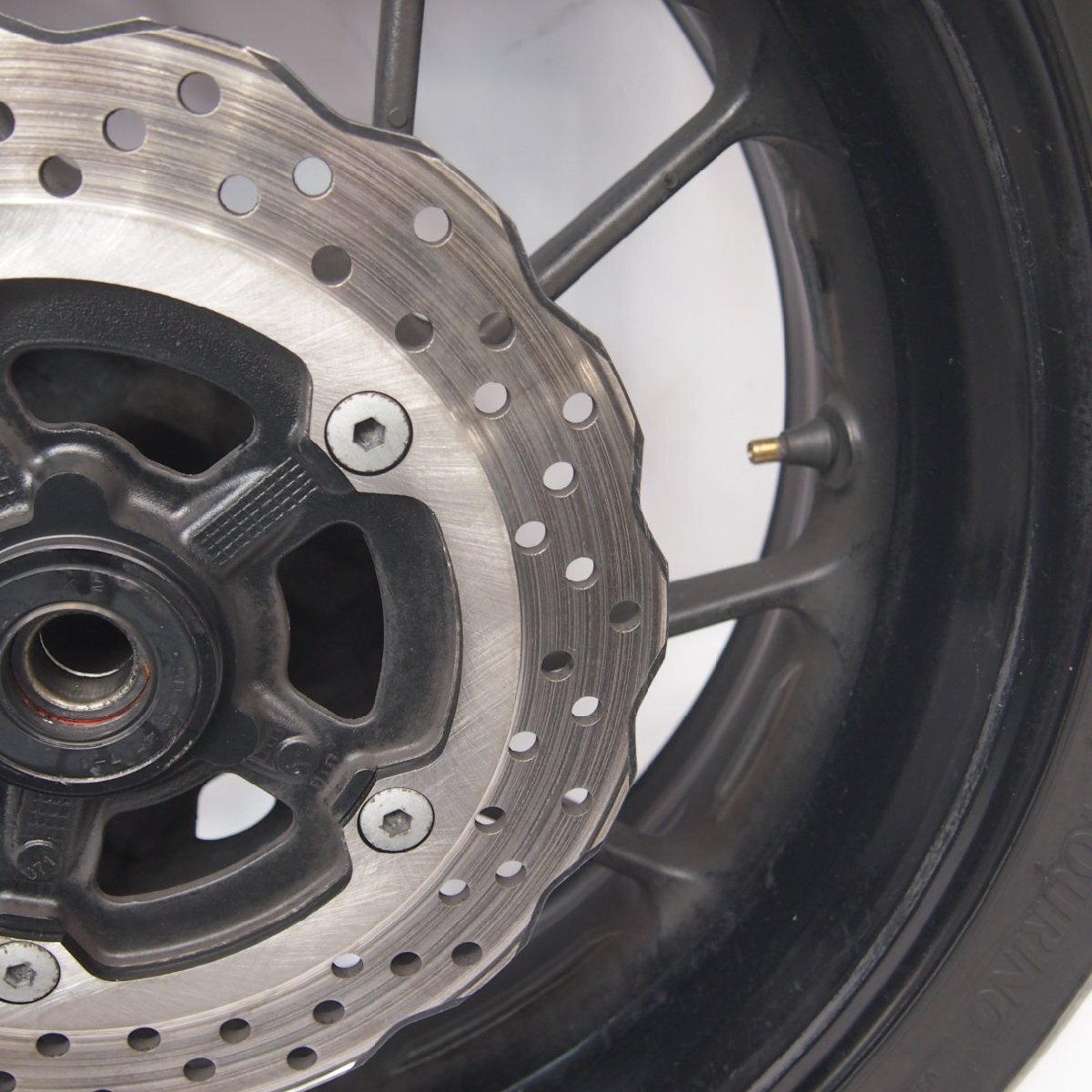 MT-09純正リアホイール ブレなし R-5L 1RC品番17X5.50J 19年タイヤ ～20年MT09