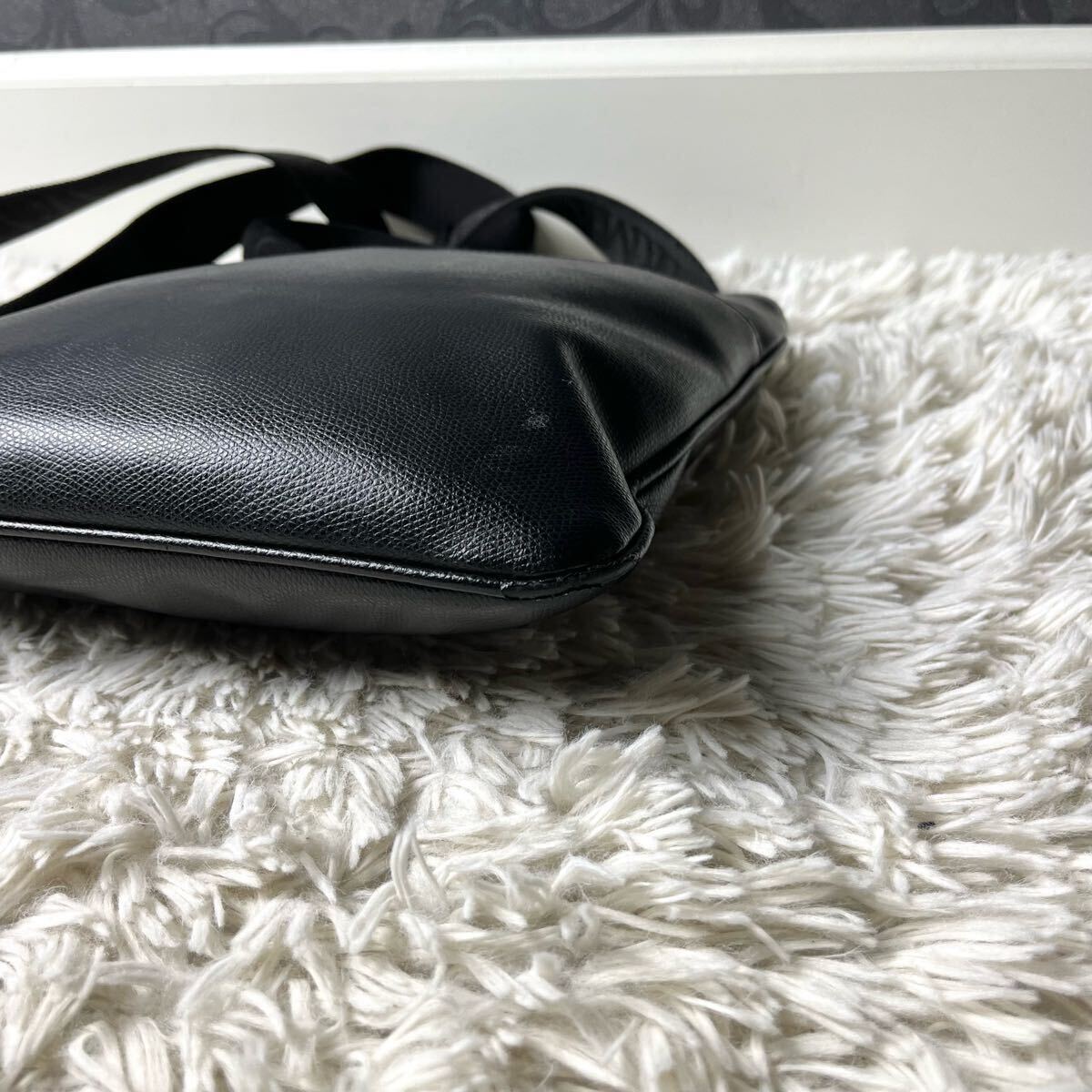 近年モデル◯EMPORIO ARMANI ショルダーバッグ メンズ イーグル 近年モデル◯EMPORIO ARMANI ショルダーバッグ メンズ イーグル
