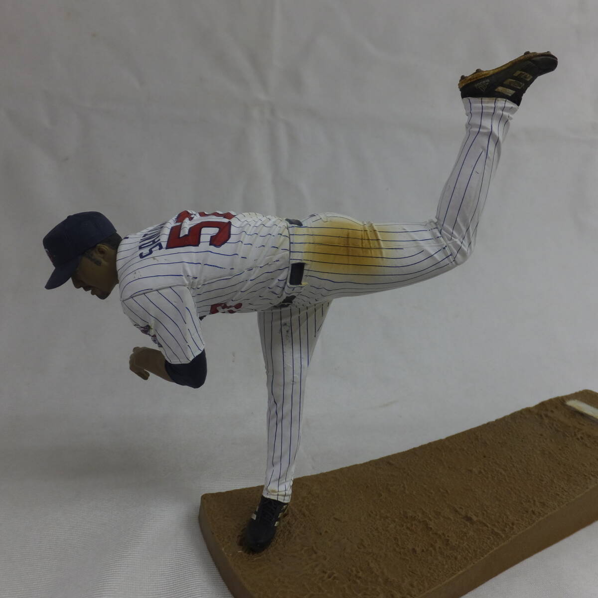 ジャンク！マクファーレン・オープナー・MLB・６インチフィギュア・ツインズ・NO.57・”ヨハンサンタナ”！_画像1
