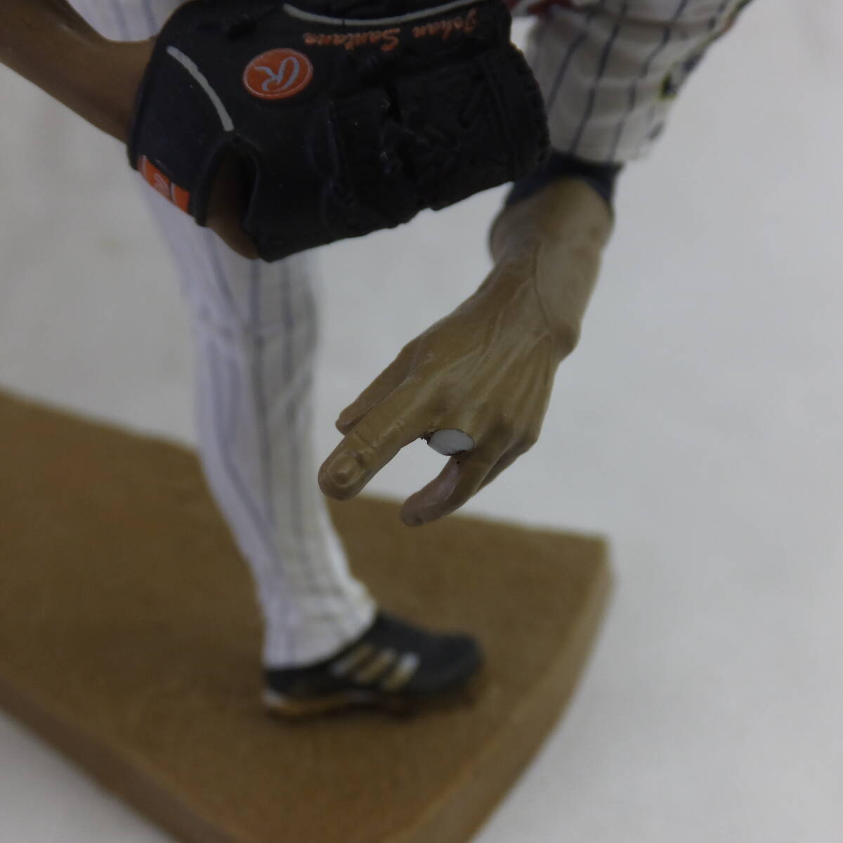 ジャンク！マクファーレン・オープナー・MLB・６インチフィギュア・ツインズ・NO.57・”ヨハンサンタナ”！_画像6