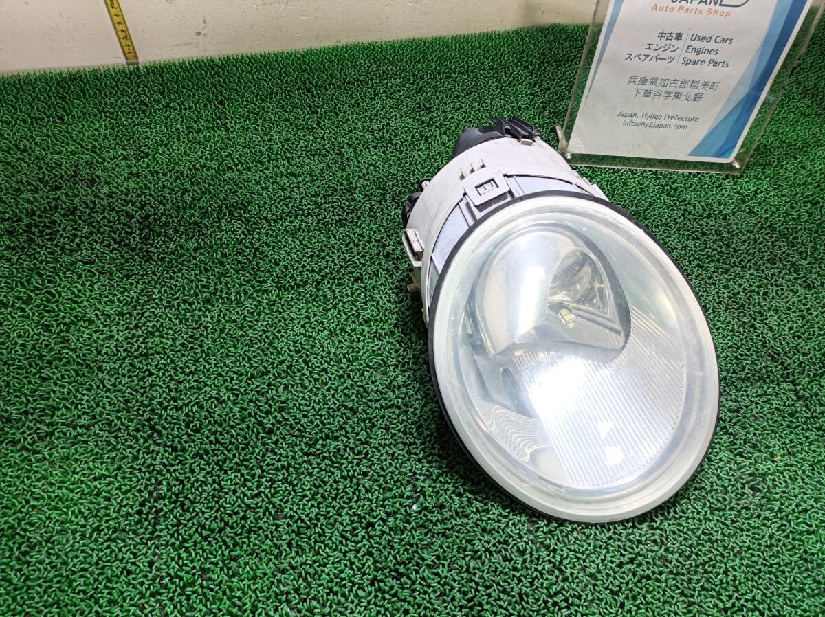 フォルクスワーゲン　ヘッドライト　ヘッドランプ　右　ニュービートル　GH-9CAZJ　9CAZJ　2002?。yj　NSP253549