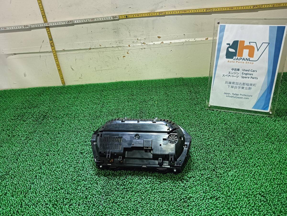 BMW　スピードメーター　116i　DBA-1A16　1A16　F21　2シリーズ / F22、F23　2012　＃hyj　NSP252452