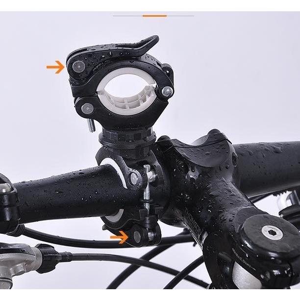 自転車ライトホルダー ブラケット （ホワイト）懐中電燈 空気入れ 固定 便利グッズ