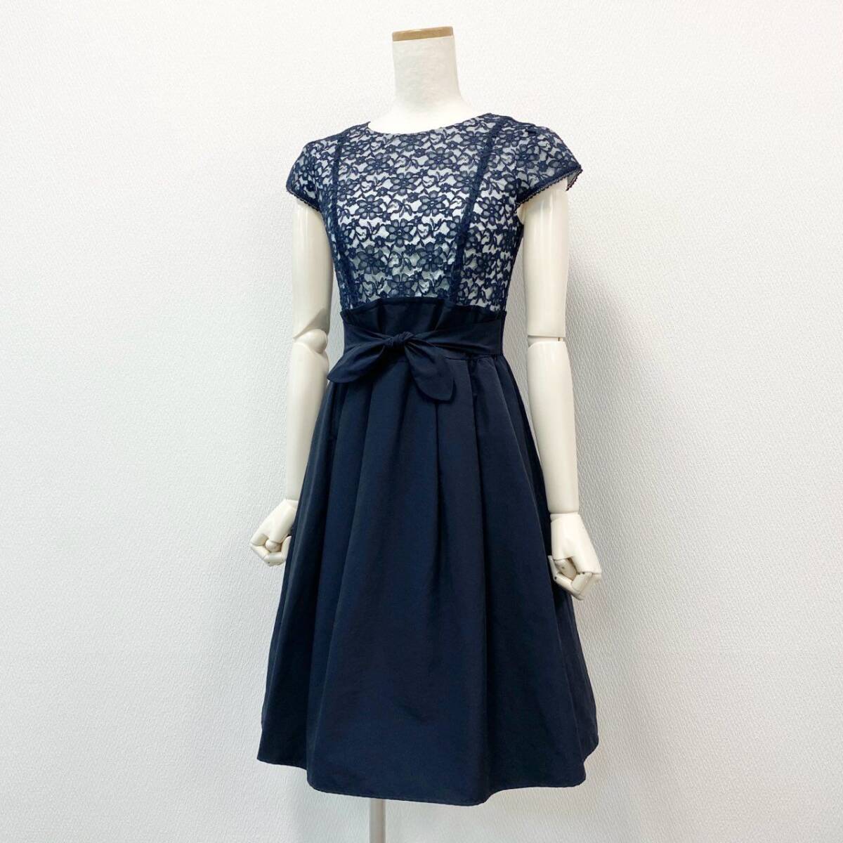 74c14 【新品保管品】 TOCCA トッカ 半袖ワンピース レース 花柄ワンピース オケージョンワンピース フレンチスリーブ 6646806 0 ネイビー