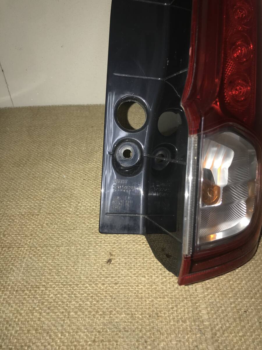 item_image_3