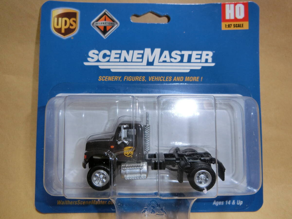 * нераспечатанный товар * WALTHERS 1/87 (HO размер ) International(R) 4900 Single-Axle Semi Tractor (UPS) *1 шт. *