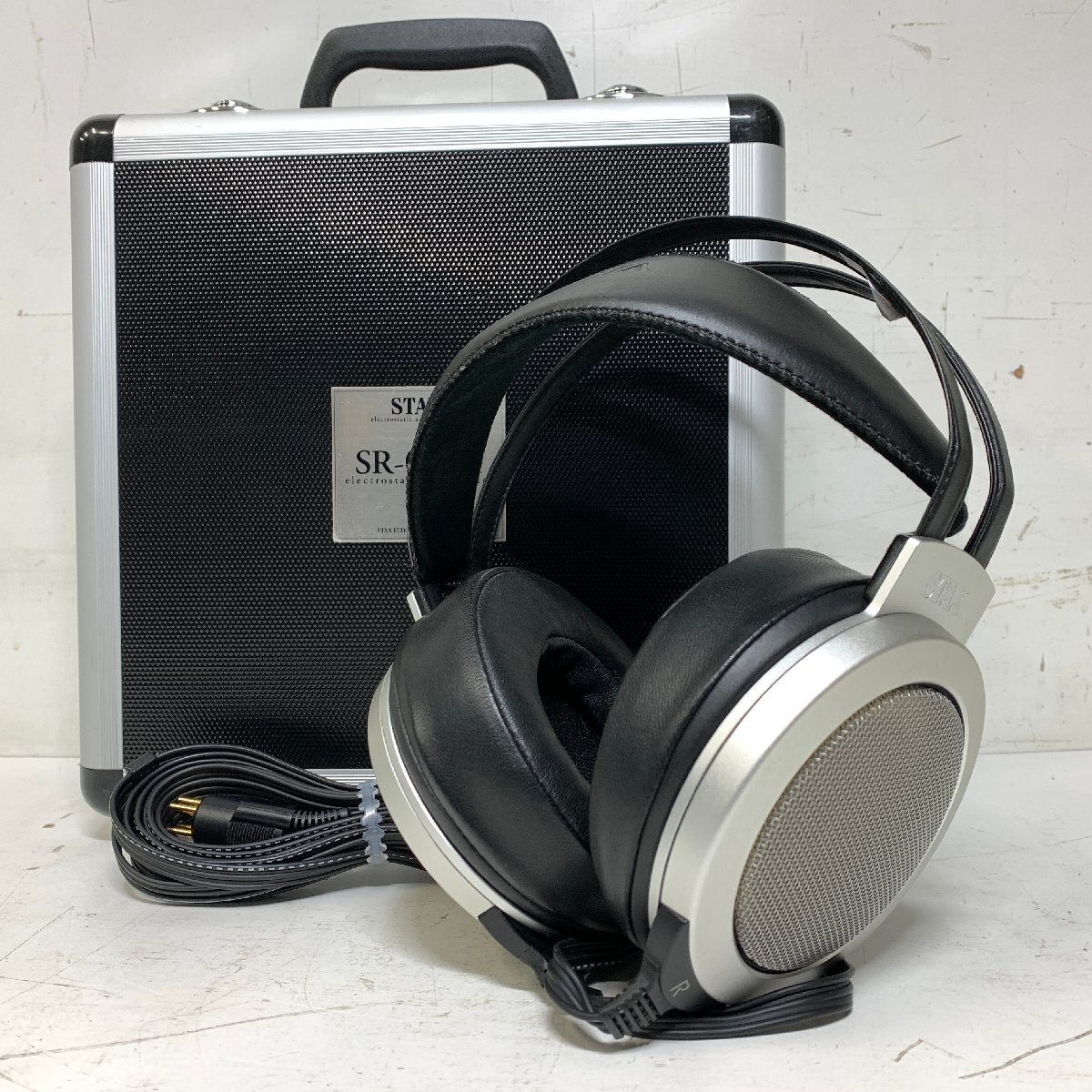 stax イヤースピーカーsr-007a極美品 STAX SR-007A＜動作確認済み＞ケース付き スタックス イヤー