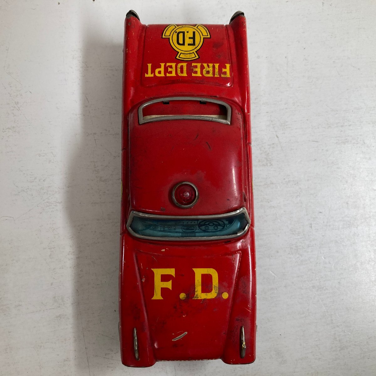 全長約19cm】ブリキ 消防車 消防指揮車 FIRE CHIEF PLYMOUTH