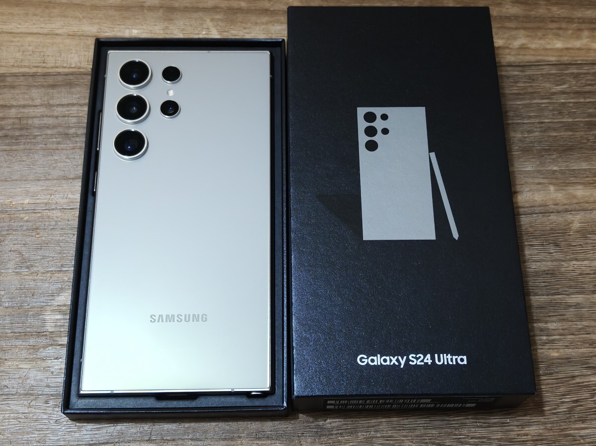 Galaxy S24 Ultra 256GB（SIMフリー国内版）チタニウム グレー