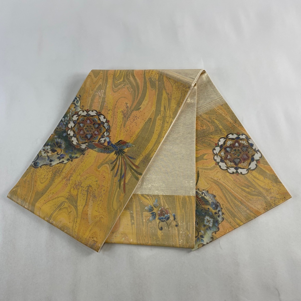 袋帯 美品 名品 鳳凰 華文 螺鈿箔 金彩 金色 お太鼓柄 正絹 袋帯 美品 名品 鳳凰 華文 螺鈿箔 金彩 金色 お太鼓柄 正絹