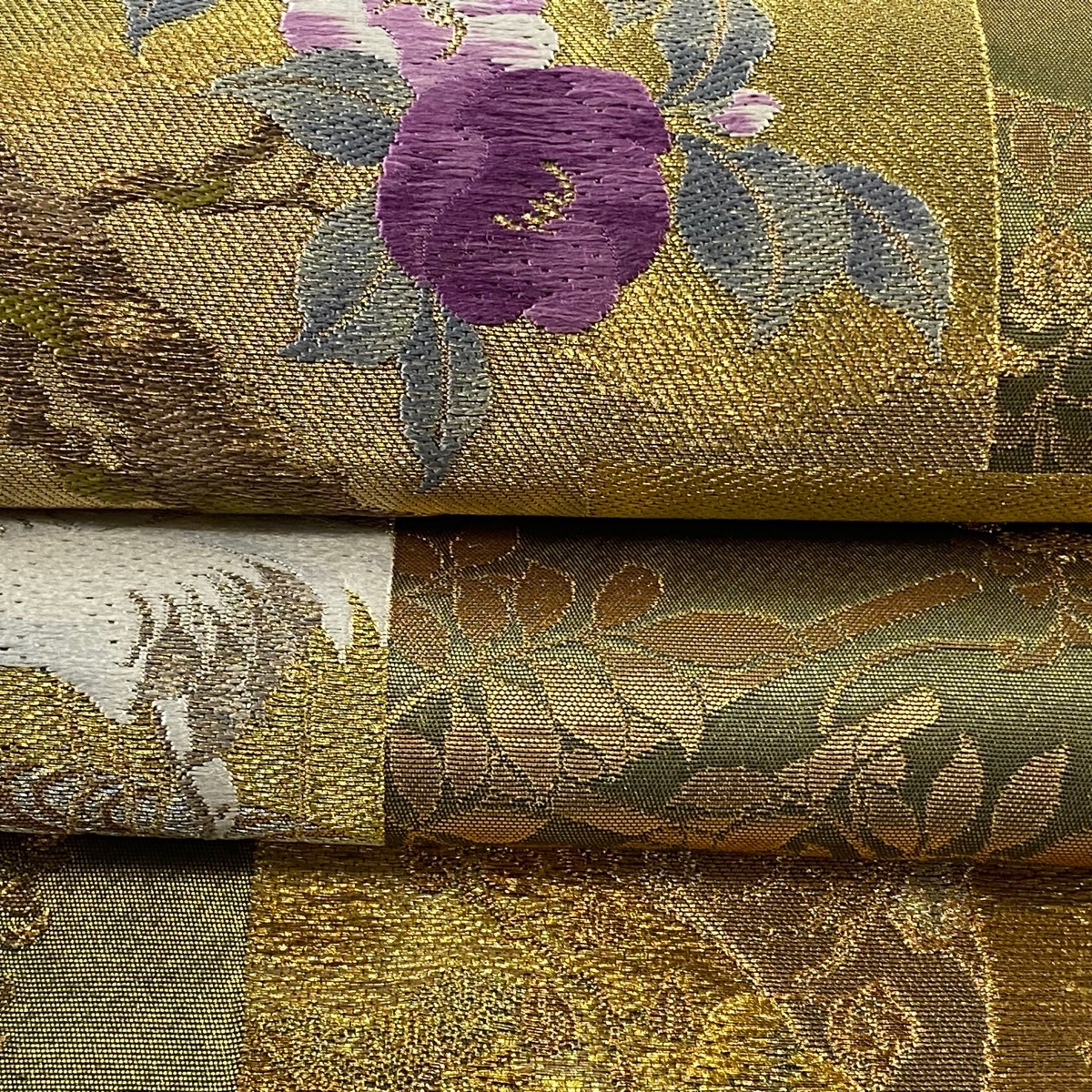 在庫一掃】 袋帯 逸品 じゅらく 落款 帝王紫 鶴 草花 箔 茶緑色 在庫一掃】 袋帯 逸品 じゅらく 落款 帝王紫 鶴 草花 箔 茶緑色