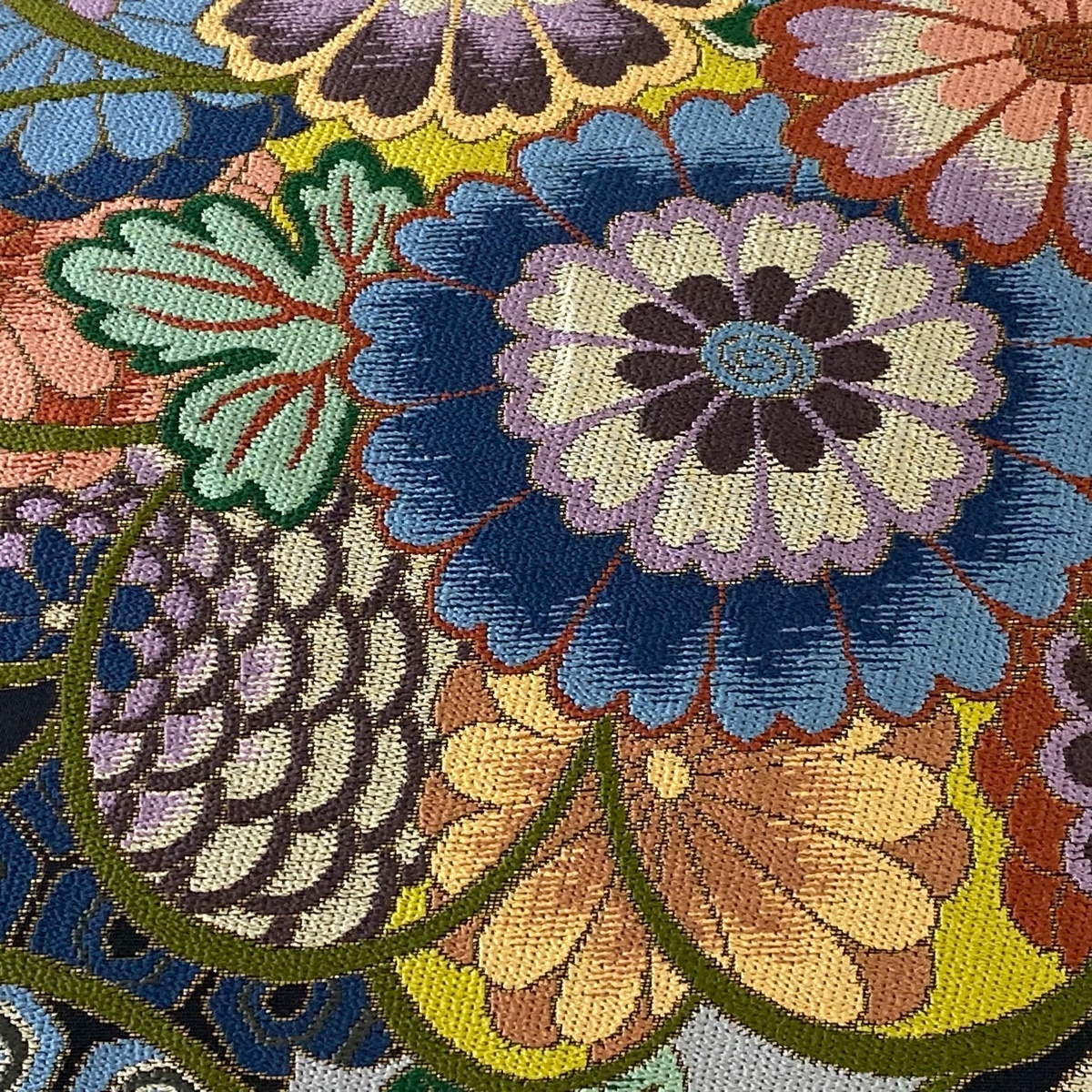 袋帯 美品 逸品 白綾苑大庭 落款 菊 笹 箔 墨色 六通 正絹 袋帯 美品 逸品 白綾苑大庭 落款 菊 笹 箔 墨色 六通 正絹
