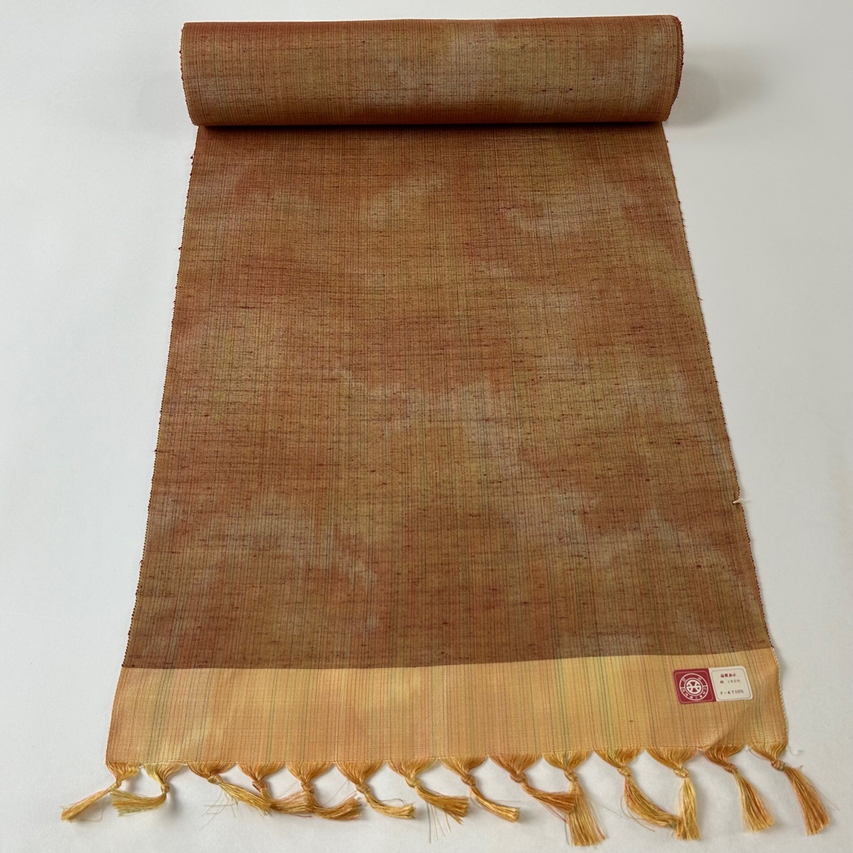 反物 秀品 小紋 紬地 縞 ぼかし 赤茶 正絹 【中古】 反物 秀品 小紋 紬地 縞 ぼかし 赤茶 正絹 【中古】
