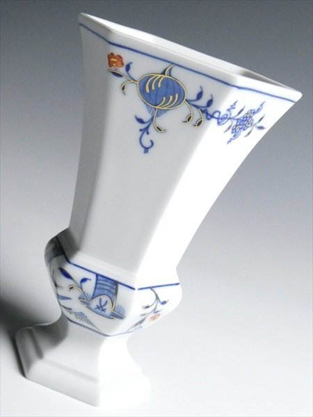 N130 Meissen マイセン 300周年 2010年特別限定作品 ブルー N130 Meissen マイセン 300周年 2010年特別限定作品 ブルー
