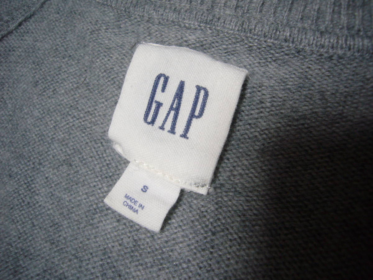 GAP wool knitted gray S size 