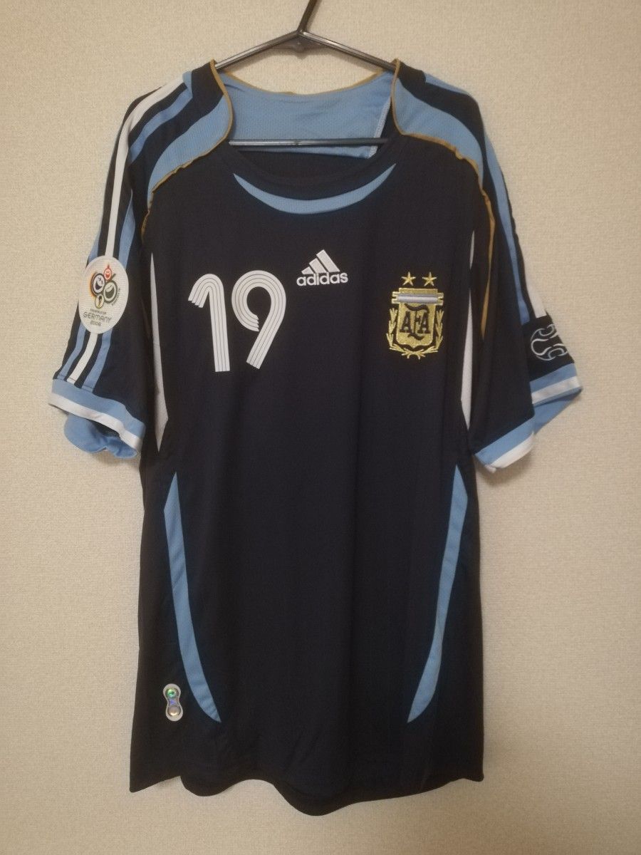 メッシ 2006年 ドイツW杯 アルゼンチン代表 アウェイ メッシ 2006年 ドイツW杯 アルゼンチン代表 アウェイ