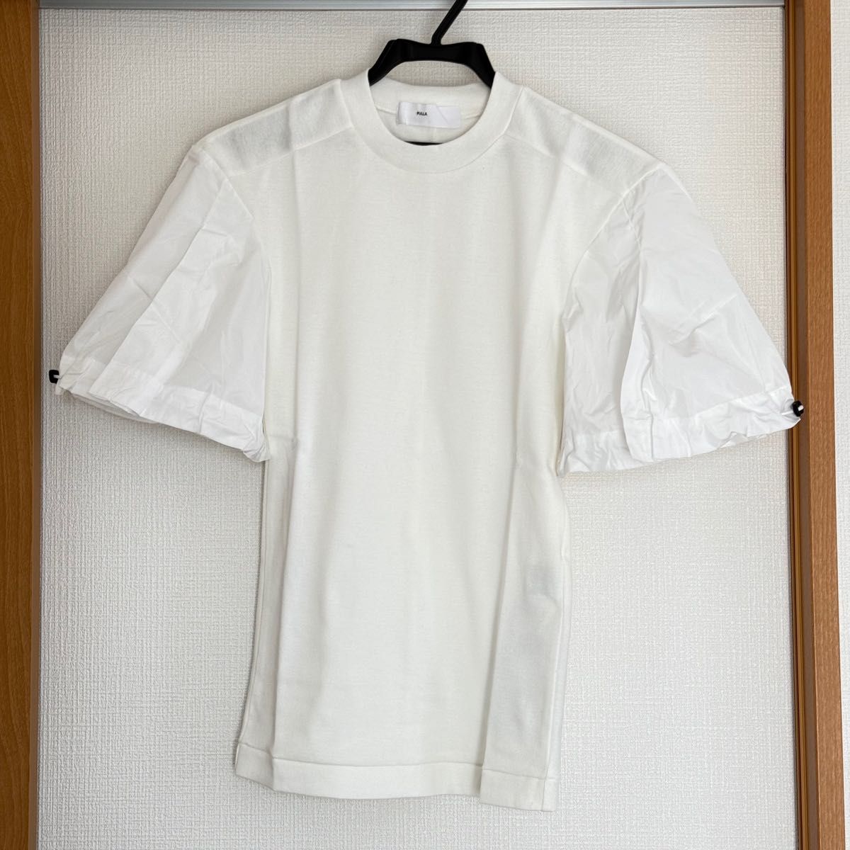 TOGA PULLA 異素材切替 半袖トップ T-shirt【新品未使用 TOGA PULLA 異素材切替 半袖トップ T-shirt【新品未使用