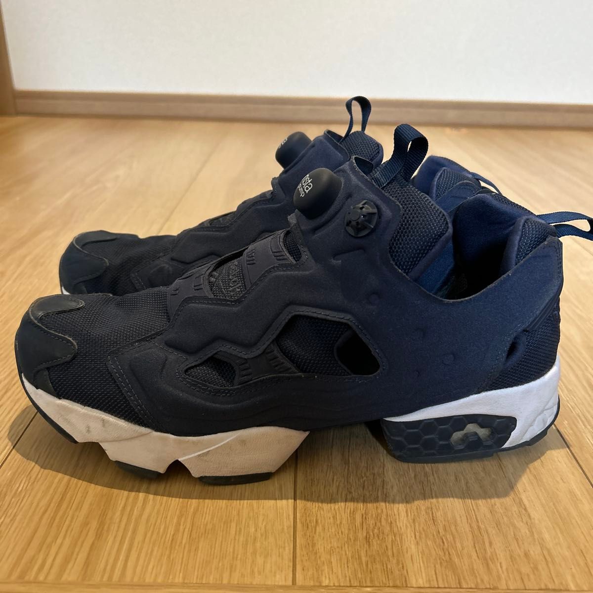 Reebok INSTAPUMP FURY OG ネイビー 28 5cm|Yahoo!フリマ(旧 Reebok INSTAPUMP FURY OG ネイビー 28 5cm|Yahoo!フリマ(旧