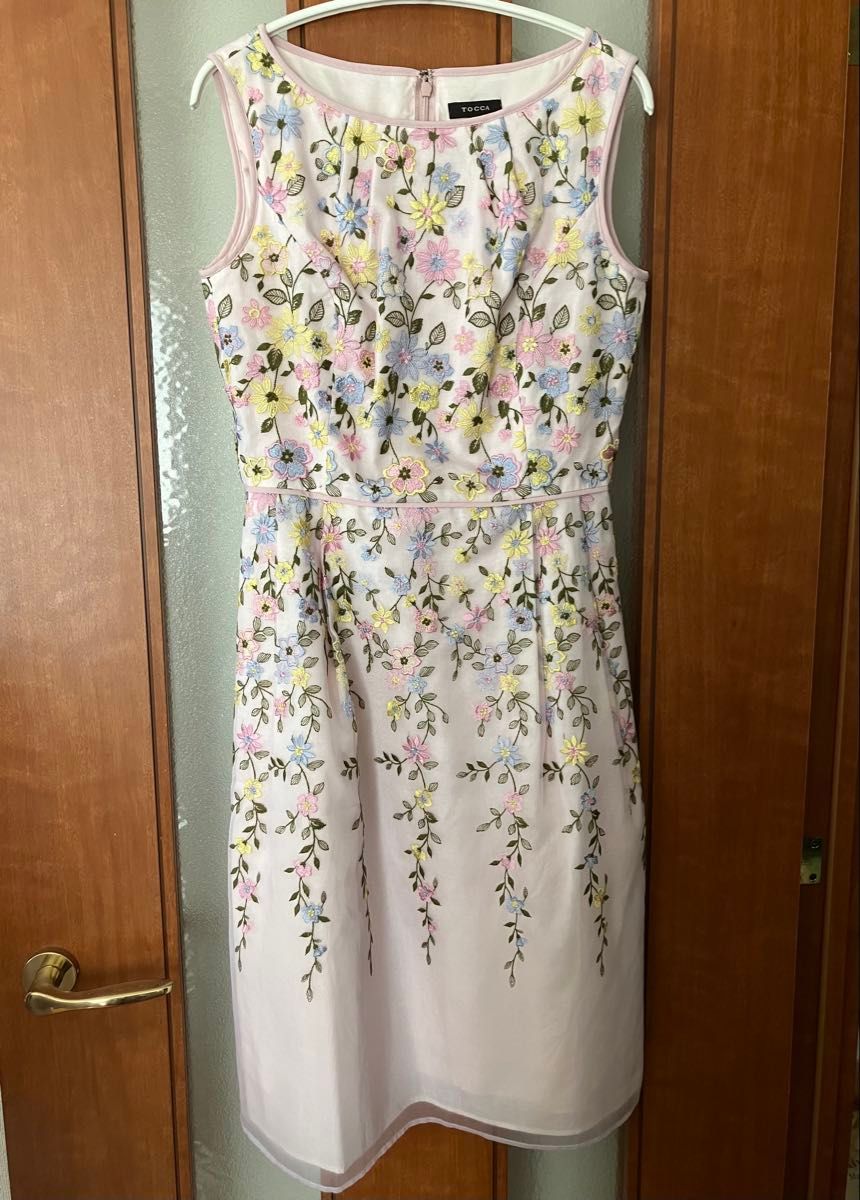 トッカ 刺繍 ワンピース 00