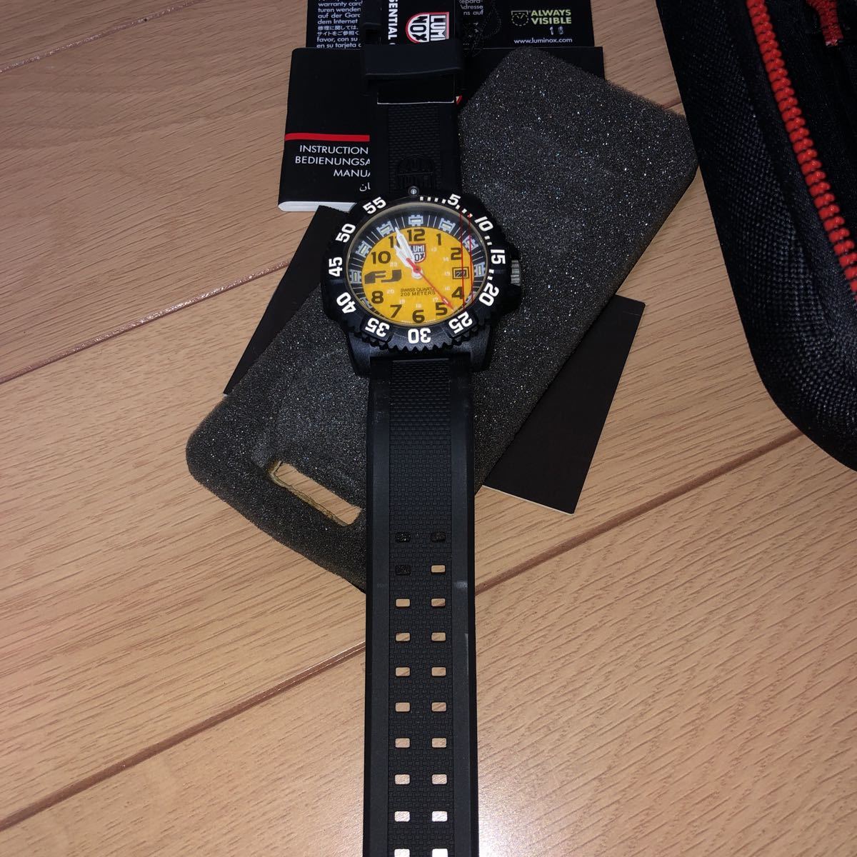 新品 LUMINOX FJ cruiser イエロー 3050 fjクルーザー