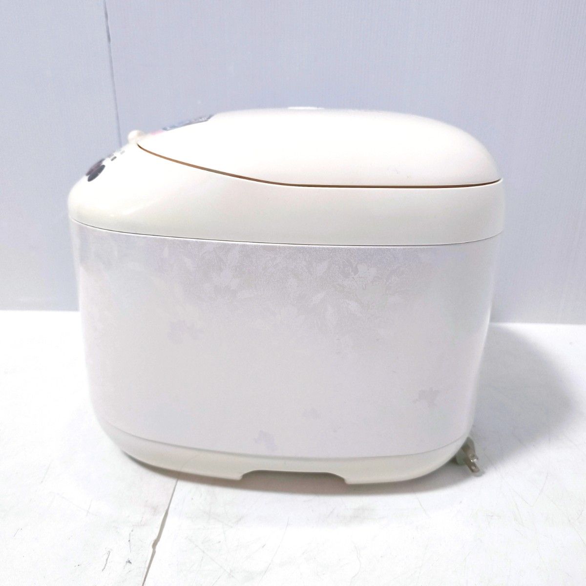 タイガー ミロ JNM-R182 マイコン炊飯器 10合 1升|Yahoo!フリマ タイガー ミロ JNM-R182 マイコン炊飯器 10合 1升|Yahoo!フリマ