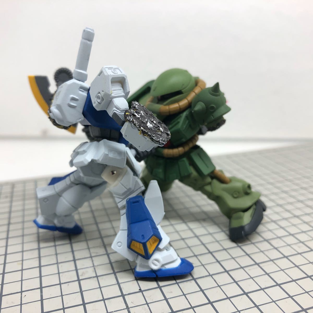 ガンダムコンバージ ザク改 アレックス ジオラマ風 CONVERGE ガンダムコンバージ ザク改 アレックス ジオラマ風 CONVERGE