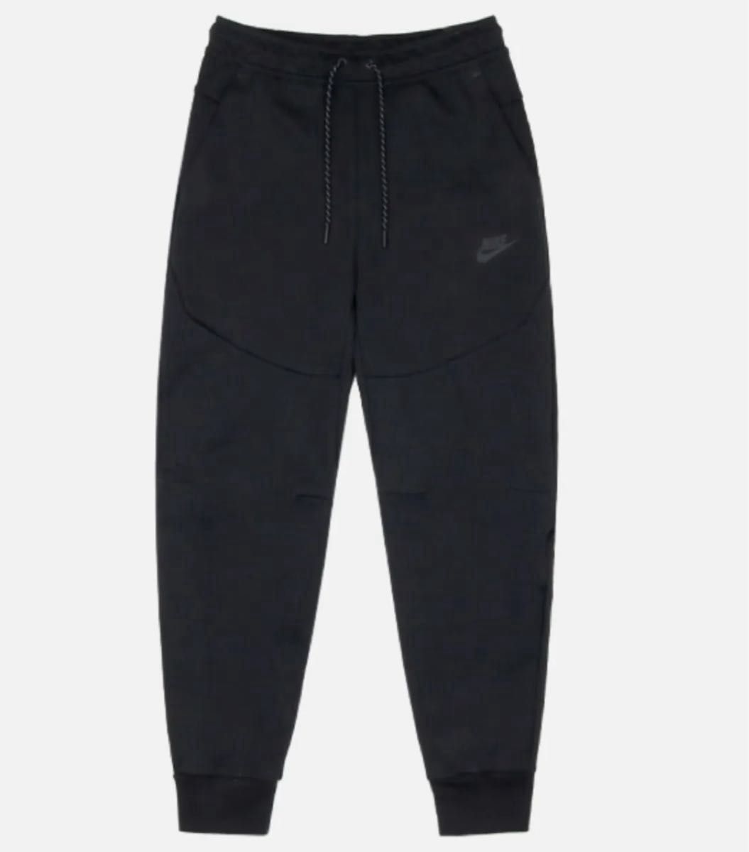 ナイキテックフリース セットアップ 上下 ブラック M/Sサイズ ナイキテックフリース セットアップ 上下 ブラック M/Sサイズ