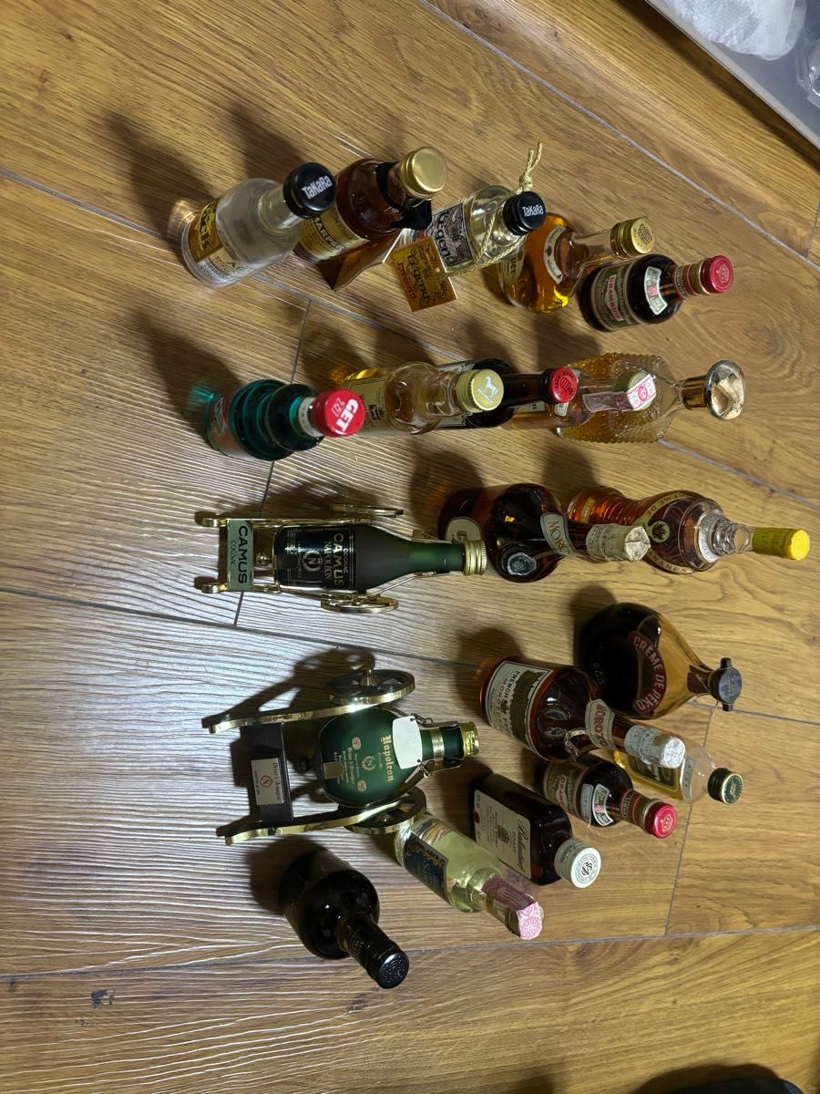 未開封 古酒 ミニボトル まとめ ウイスキー ブランデー 21本 未開封 古酒 ミニボトル まとめ ウイスキー ブランデー 21本