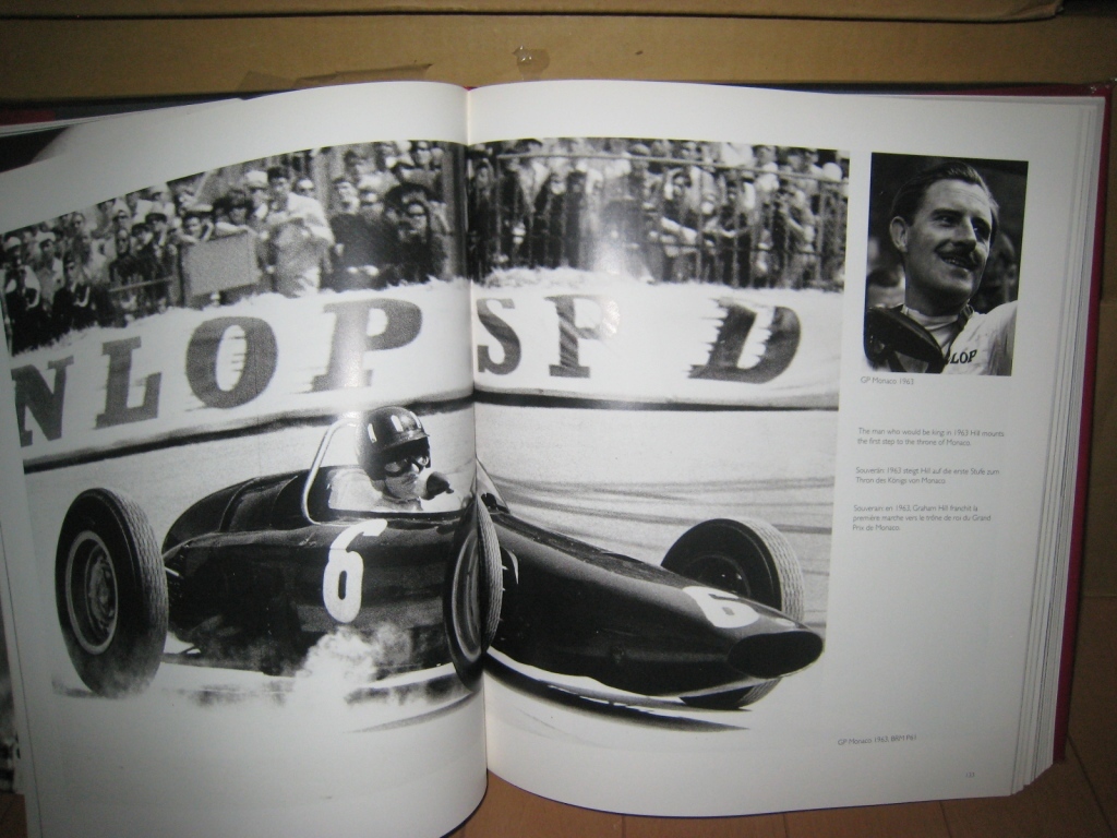 ジム・クラーク、グラハム・ヒル、、1960年代の貴重なF1写真が満載です！海外写真集　ポートレ-ト・オブ６０S　フォーミュラ１　美品_画像3