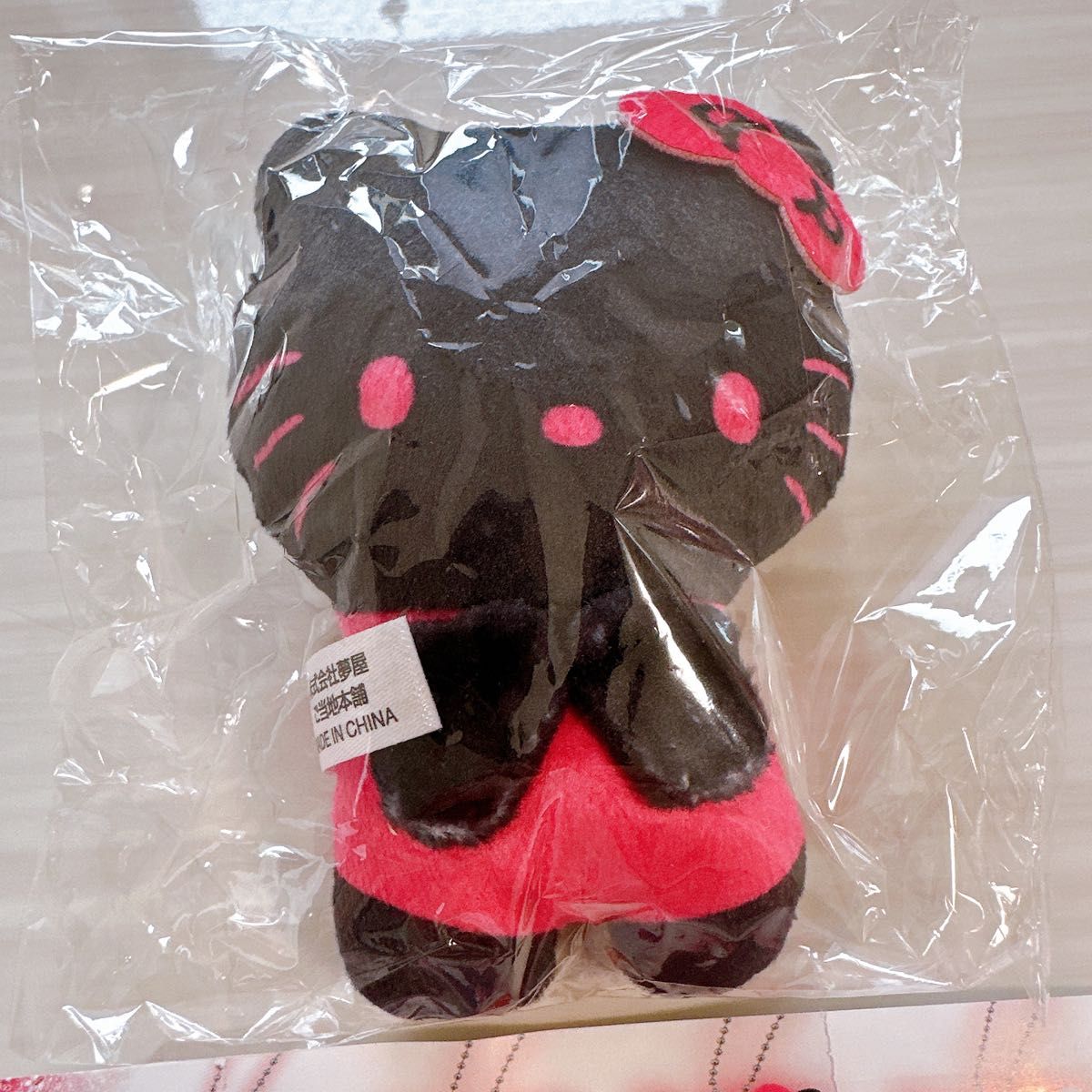 ハローキティ ぬいぐるみボールチェーン2 ピンク&ブラック 黒 ハローキティ ぬいぐるみボールチェーン2 ピンク&ブラック 黒