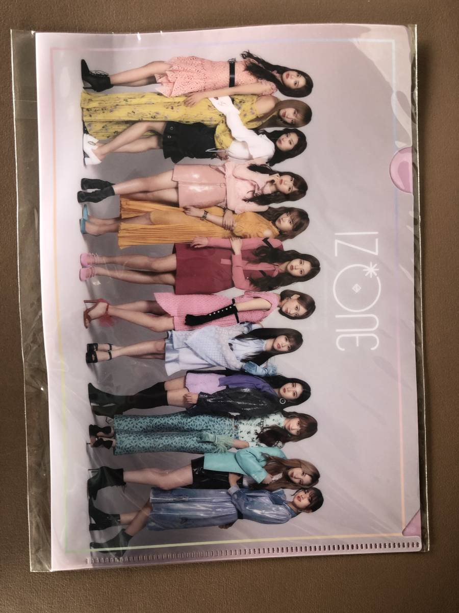 IZ*ONE アイズワン ☆ローソン限定☆クリアファイル☆ポイント消化_画像1