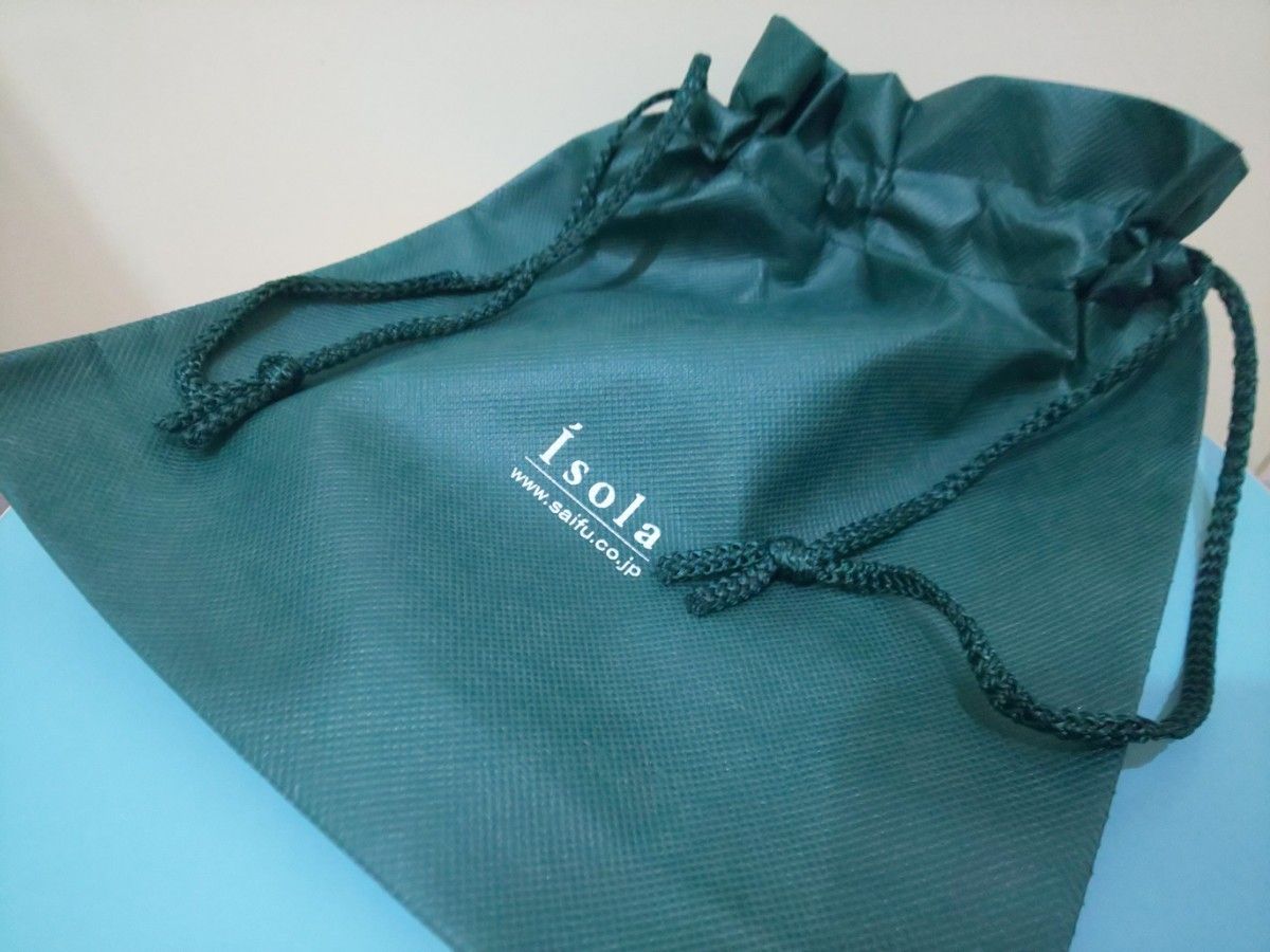 アイソラ 限定 パイソン ギャルソン 財布 isola 三段 定価36300 アイソラ 限定 パイソン ギャルソン 財布 isola 三段 定価36300