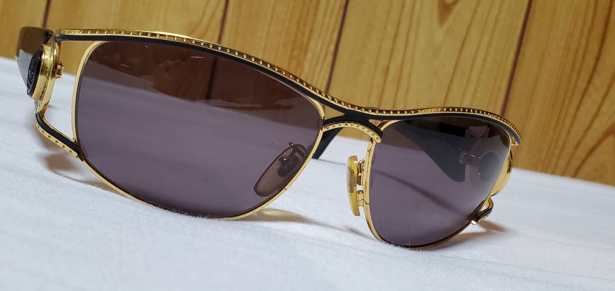 正規 フェンディFENDI ヴィンテージ ロゴ×メタルサングラス黒 ブラック