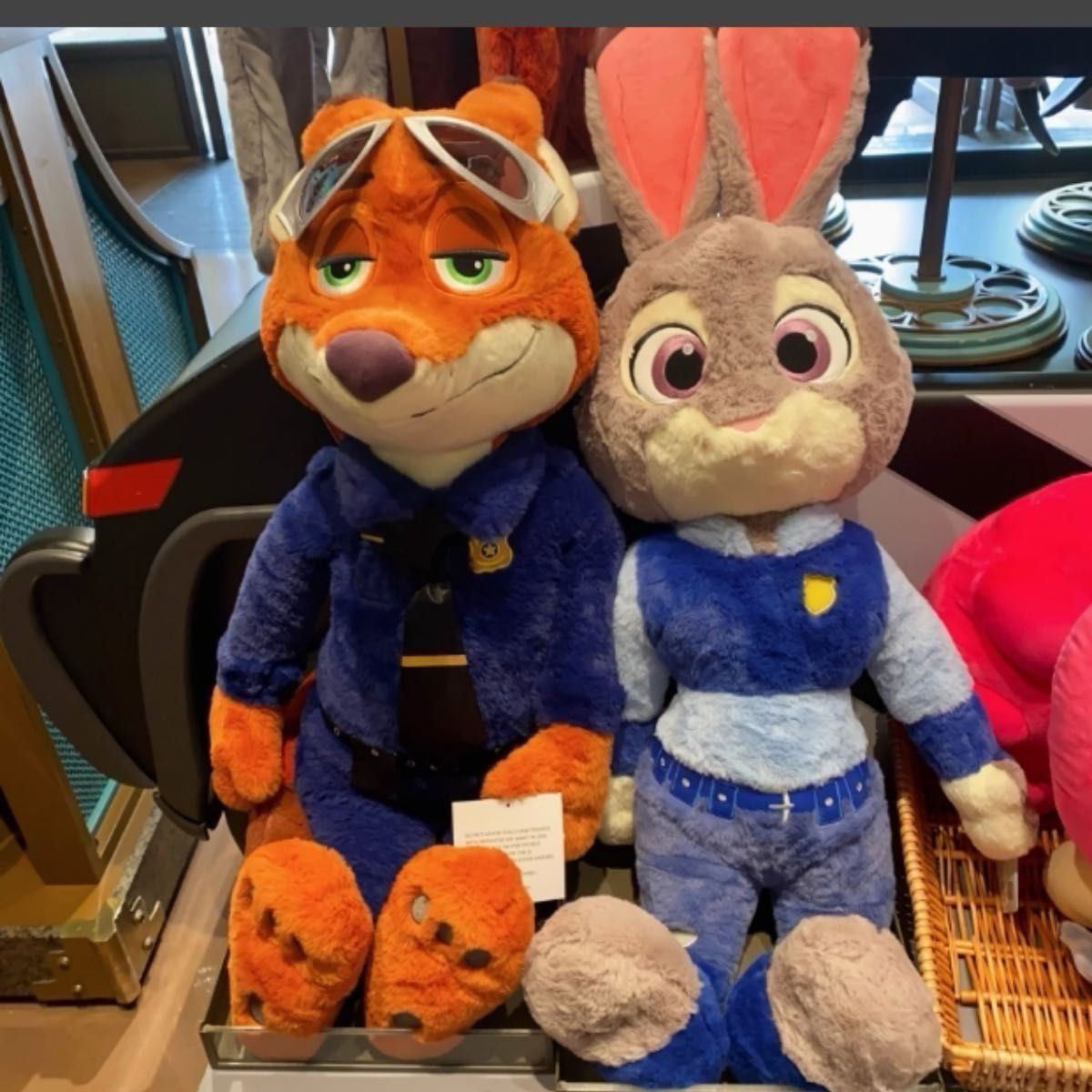 上海ディズニー ズートピア ニックぬいぐるみ ニック巨大 上海ディズニー ズートピア ニックぬいぐるみ ニック巨大