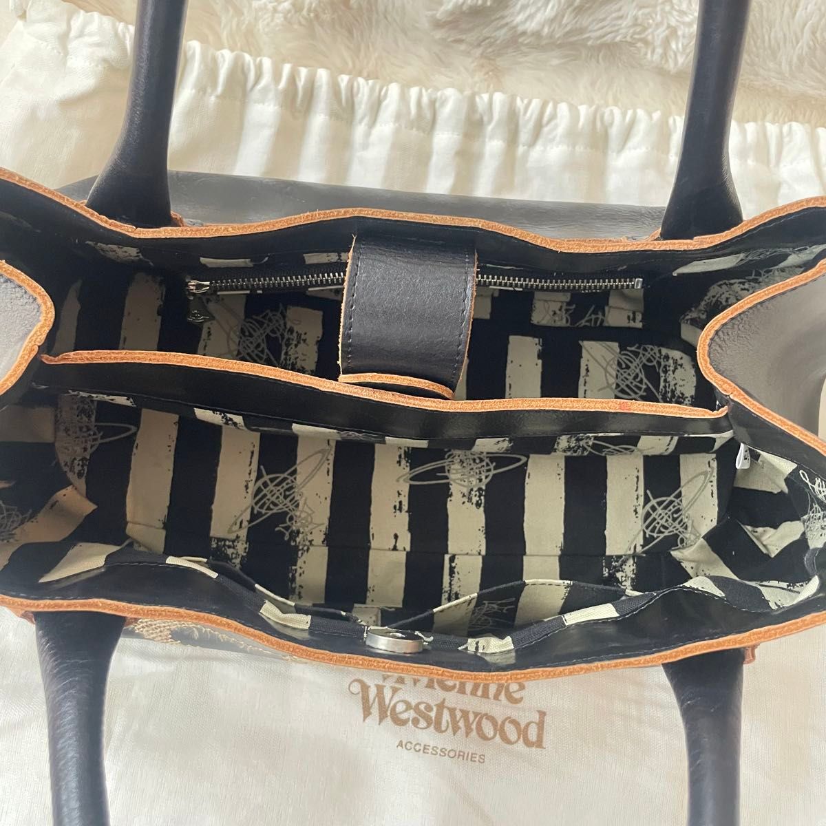 Vivienne Westwood トートバッグ オーブステッチデザイン y2k ブラック レザー 本革 レア 希少