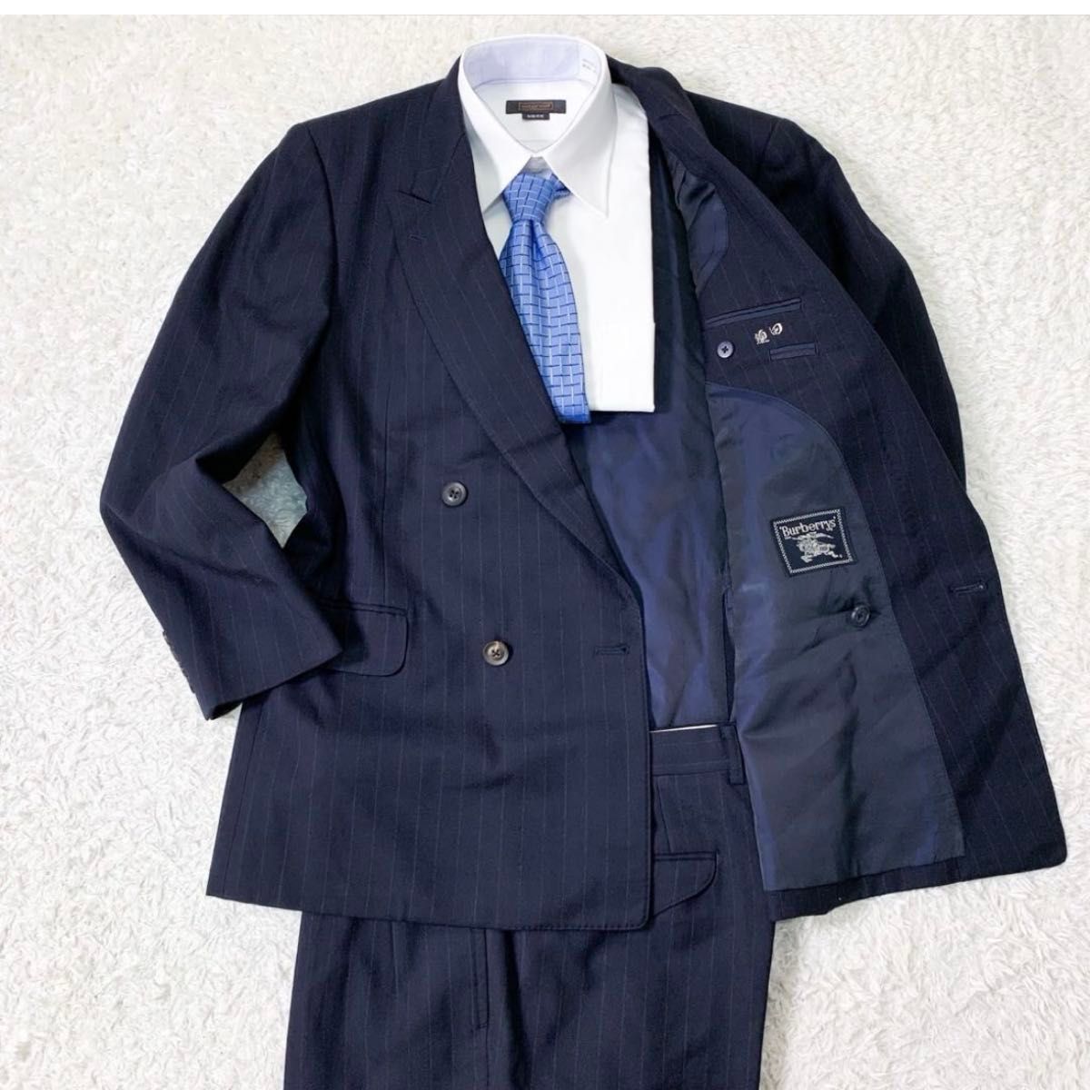 BURBERRY バーバリー スーツ セットアップ 背広ダブル ネイビー BURBERRY バーバリー スーツ セットアップ 背広ダブル ネイビー