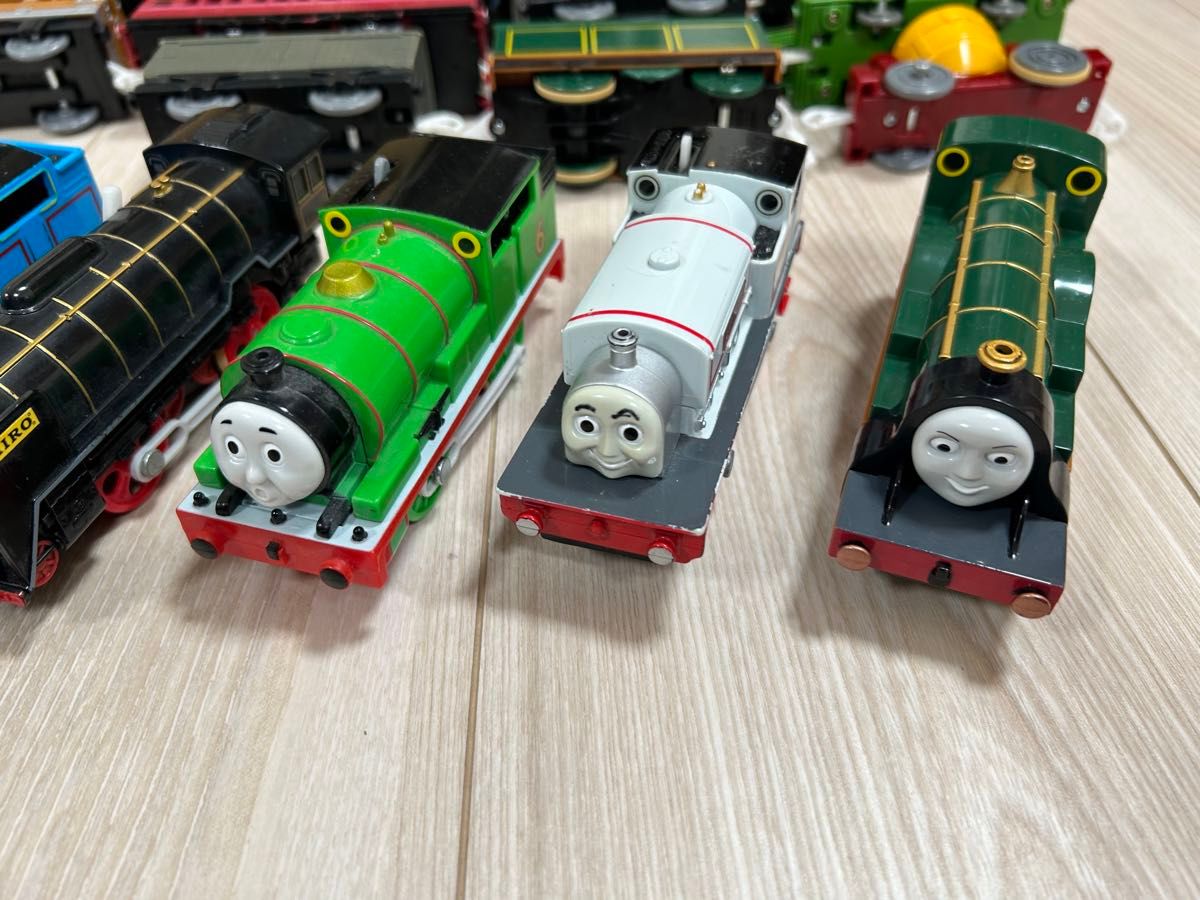 プラレール まとめ売り トーマス プラレール きかんしゃトーマス まとめ売り - メルカリ